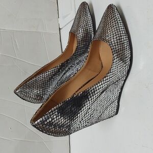 Shoes 👞  .DSW call it spring